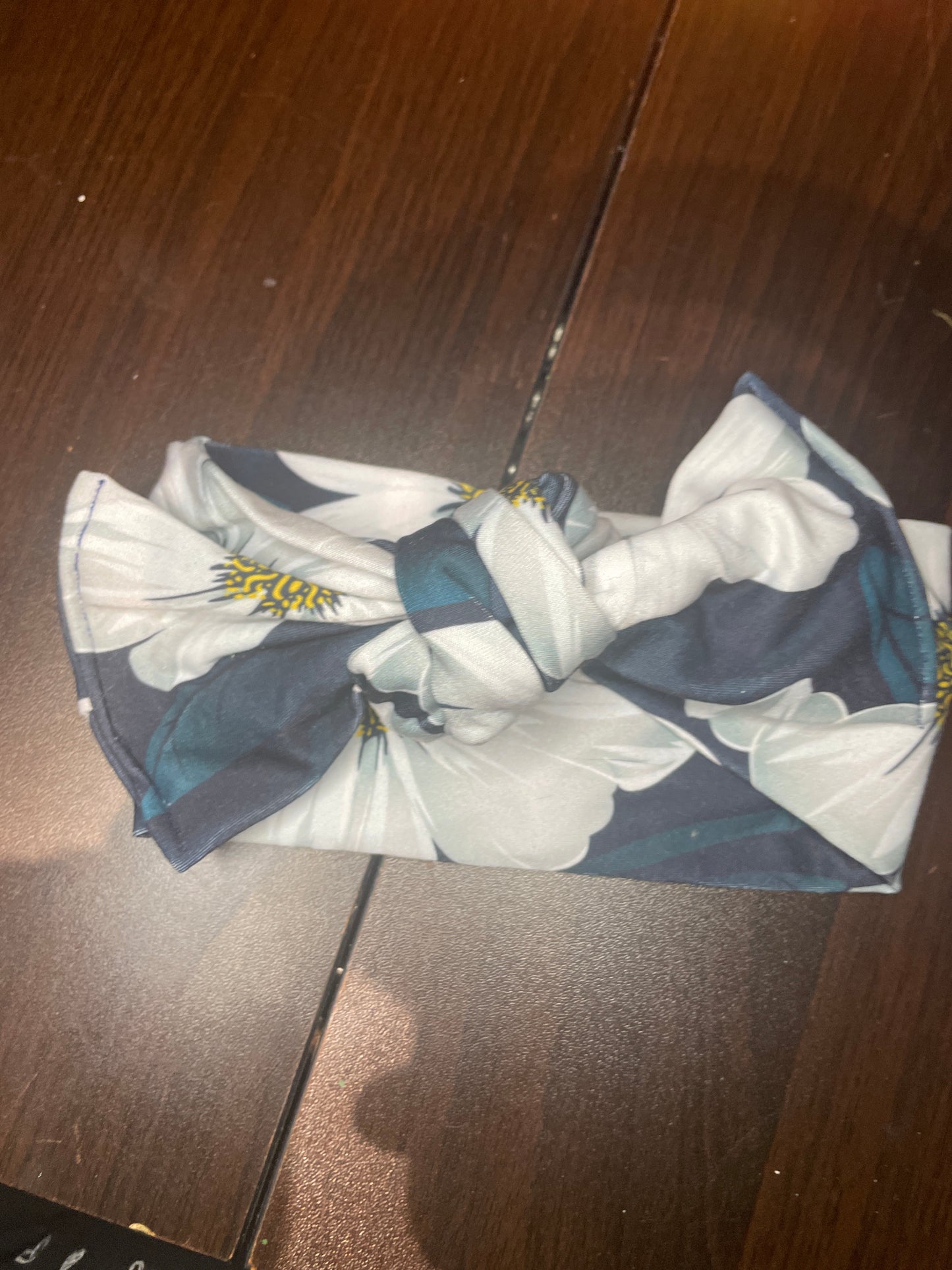 Bandeau à noeud
