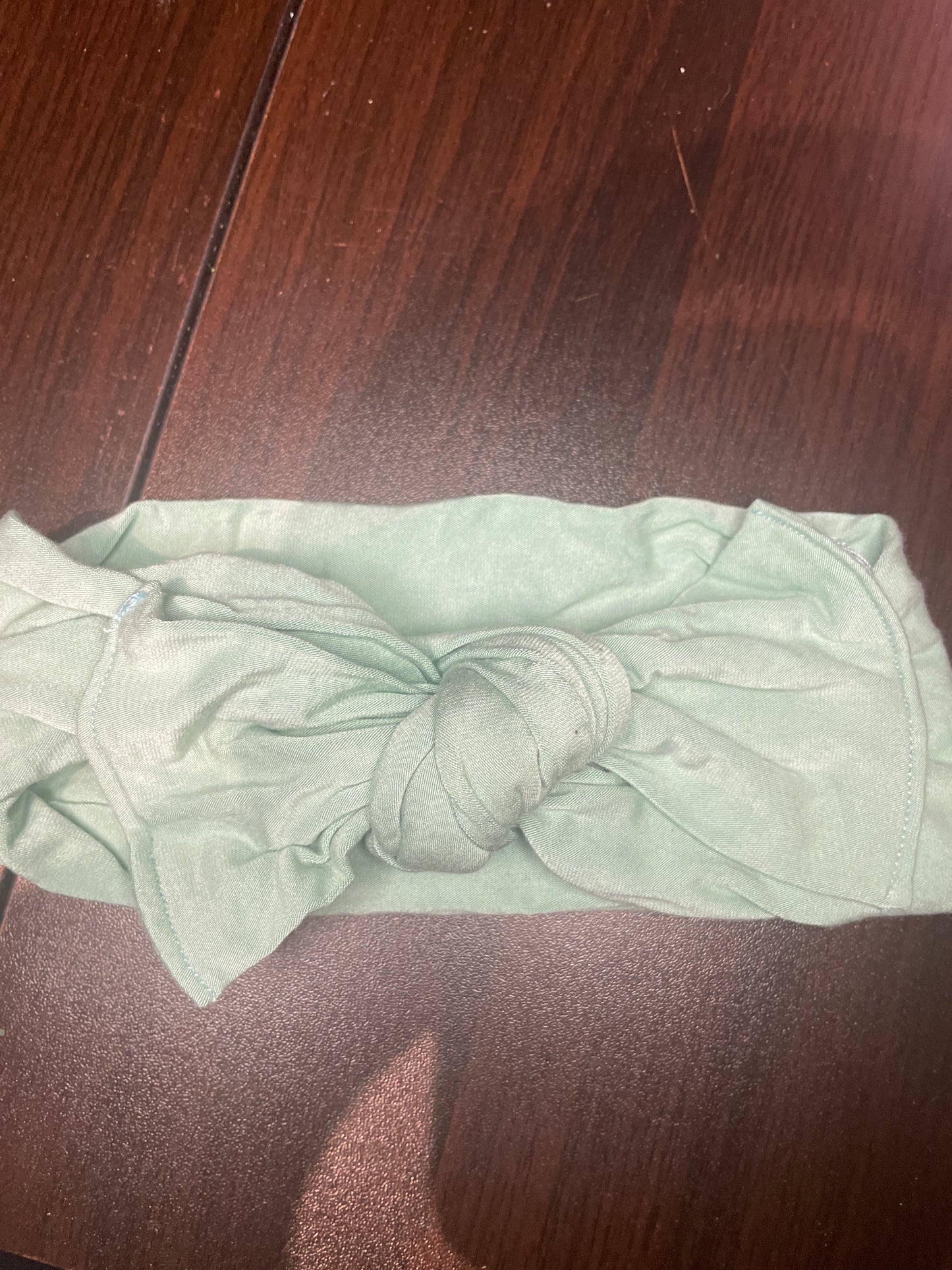Bandeau à noeud