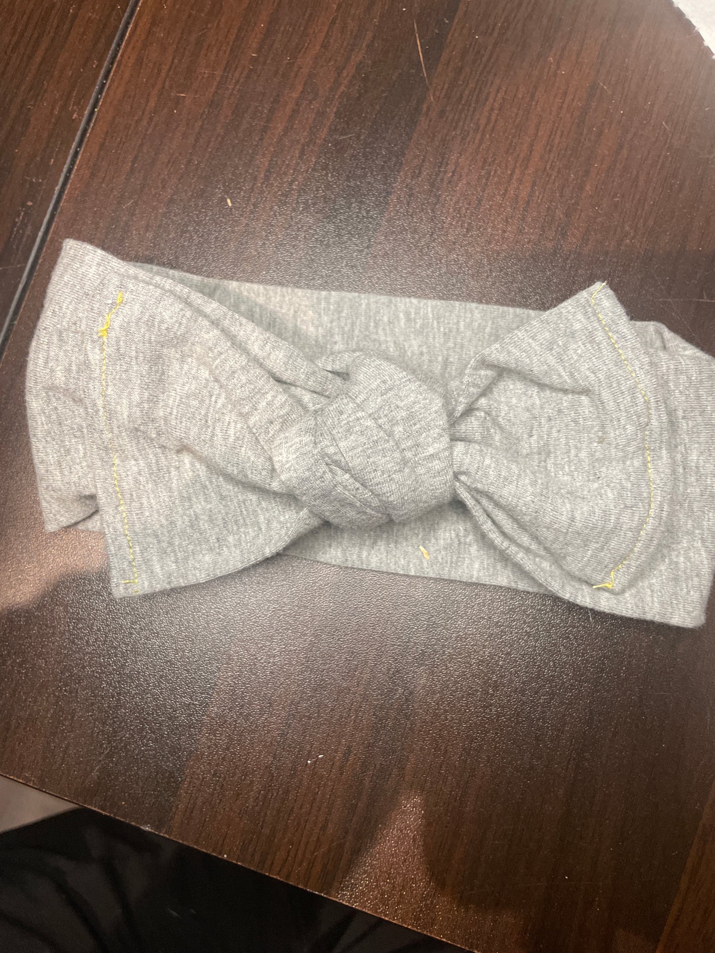 Bandeau à noeud