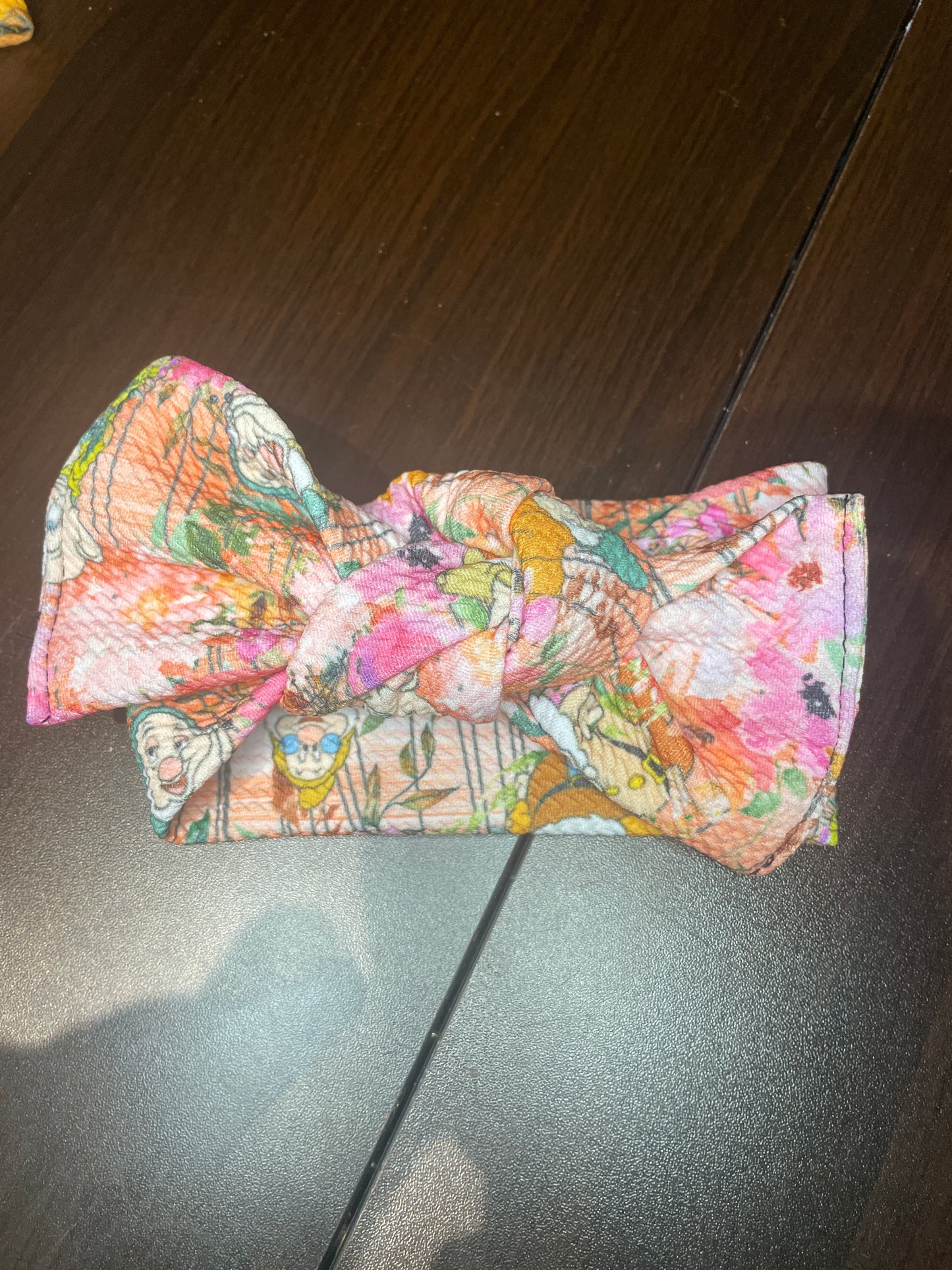 Bandeau à noeud